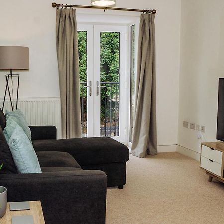 Beautiful, Contemporary 3 Bedroom Apartment Okręg wyborczy Okręg wyborczy Bath Zewnętrze zdjęcie